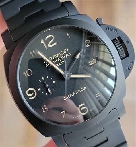 panerai pam 438